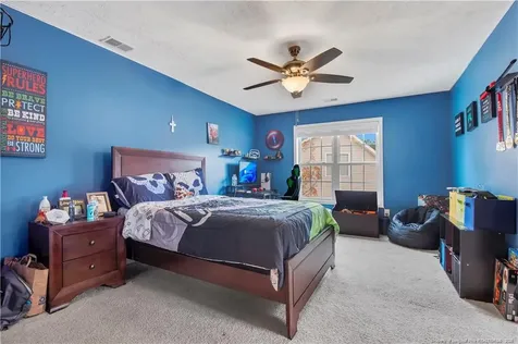 554 Thorncliff Drive Raeford NC 28376
