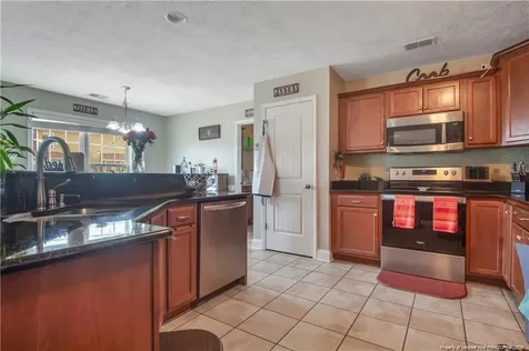 554 Thorncliff Drive Raeford NC 28376