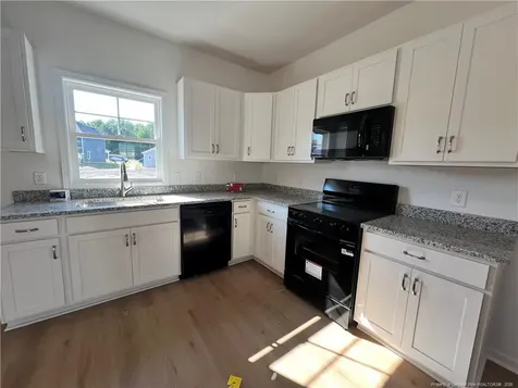 512 Bartley Street Vass NC 28394
