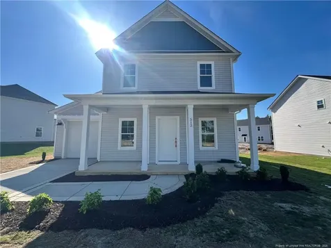 512 Bartley Street Vass NC 28394
