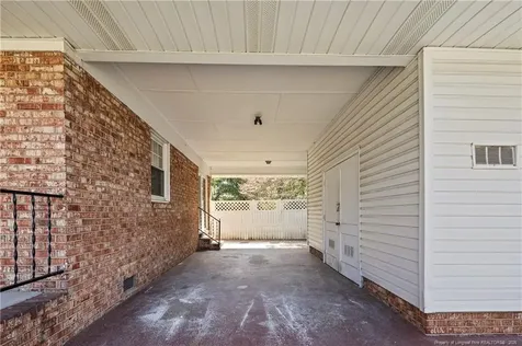 5039 Onslow Street Fayetteville NC 28311