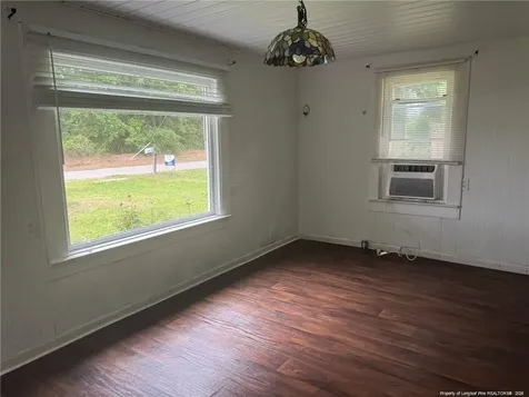 307 S Cedar Street Rowland NC 28383
