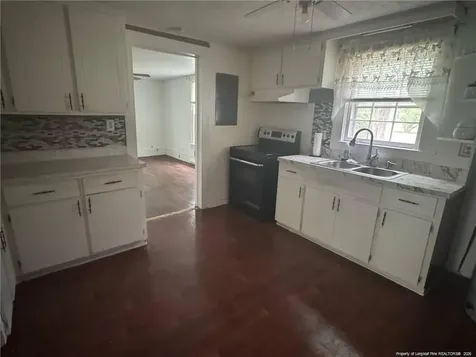 307 S Cedar Street Rowland NC 28383