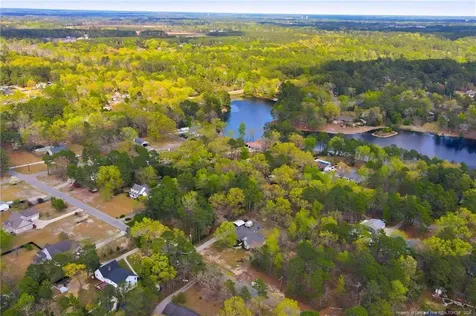 12441 Woodpecker Lane Laurinburg NC 28352