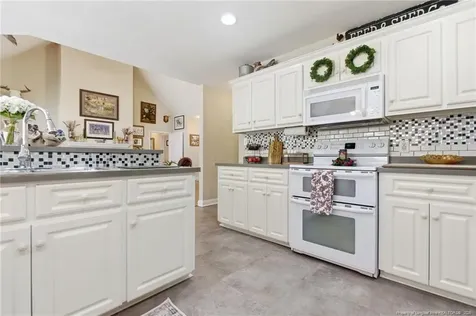 12441 Woodpecker Lane Laurinburg NC 28352