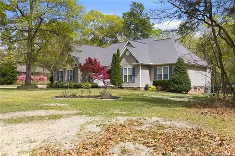 12441 Woodpecker Lane Laurinburg NC 28352