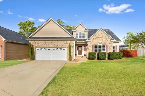 2713 De Koven Drive Fayetteville NC 28306