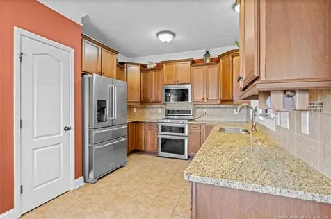 2713 De Koven Drive Fayetteville NC 28306