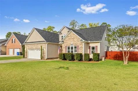 2713 De Koven Drive Fayetteville NC 28306