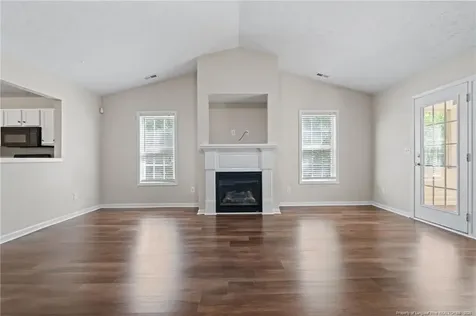 3596 Pioneer Drive Hope Mills NC 28348