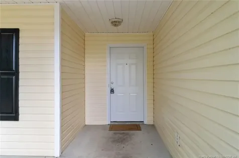 3596 Pioneer Drive Hope Mills NC 28348