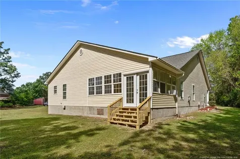 3596 Pioneer Drive Hope Mills NC 28348
