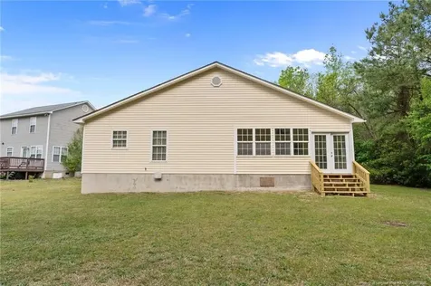3596 Pioneer Drive Hope Mills NC 28348
