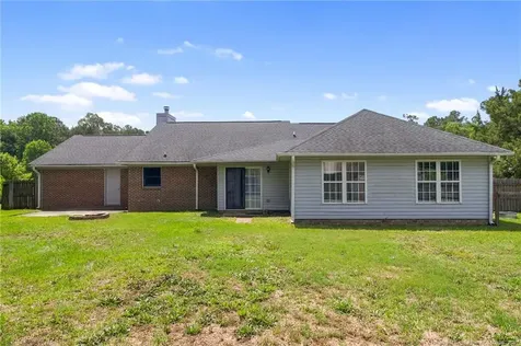 376 Woodberry Circle Raeford NC 28376