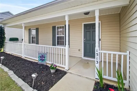 1513 Kershaw Loop Fayetteville NC 28314