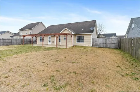 1513 Kershaw Loop Fayetteville NC 28314