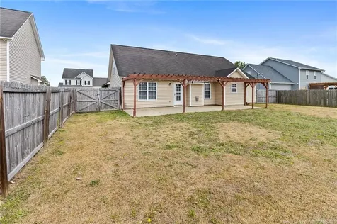 1513 Kershaw Loop Fayetteville NC 28314