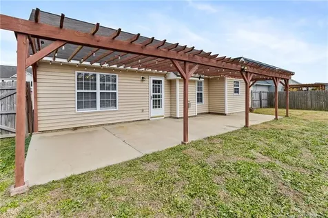 1513 Kershaw Loop Fayetteville NC 28314