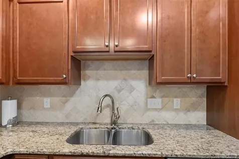 231 Nandina Court Fayetteville NC 28311