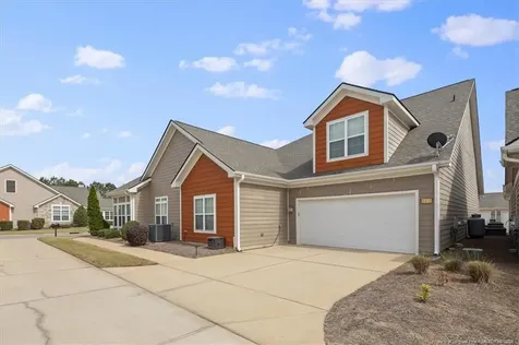231 Nandina Court Fayetteville NC 28311