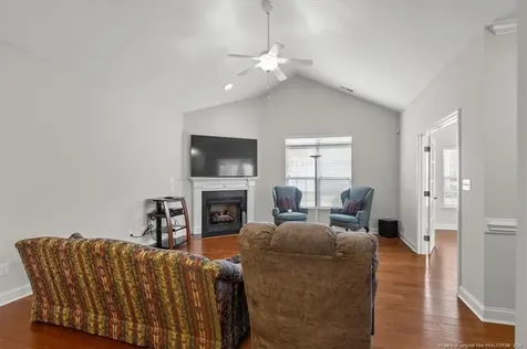 231 Nandina Court Fayetteville NC 28311