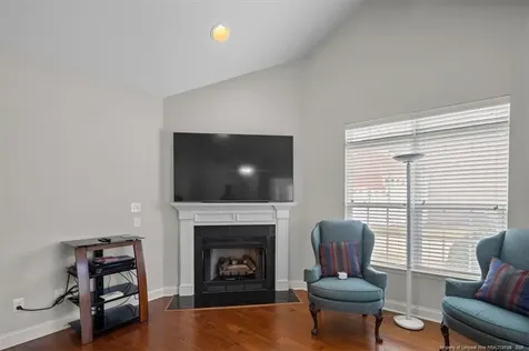 231 Nandina Court Fayetteville NC 28311