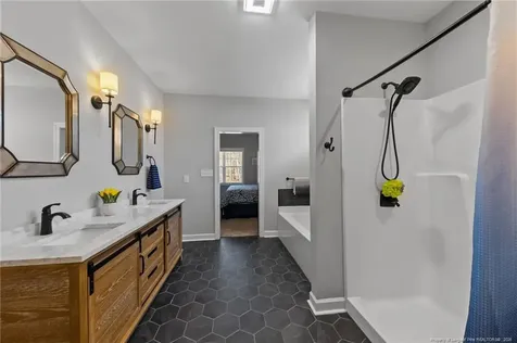 30220 W Lake Drive Wagram NC 28396