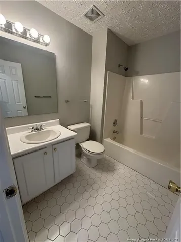 5818 Cherrystone Drive Fayetteville NC 28311