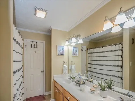 3613 Woodcliff Drive Lumberton NC 28358
