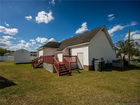 3613 Woodcliff Drive Lumberton NC 28358