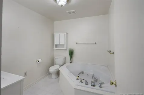 220 Vivian Drive Fayetteville NC 28311