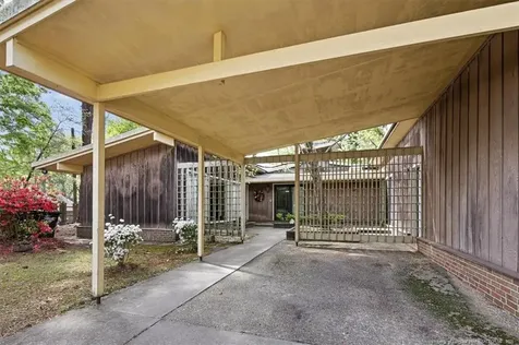 220 Vivian Drive Fayetteville NC 28311