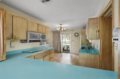 220 Vivian Drive Fayetteville NC 28311