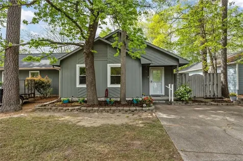 2723 Rivercliff Road Fayetteville NC 28301