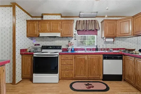 7307 Roslin Farm Road Hope Mills NC 28348