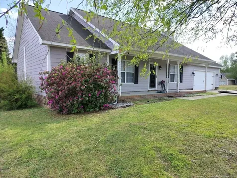103 Kingsberry Court Raeford NC 28376