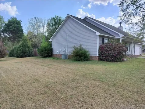 103 Kingsberry Court Raeford NC 28376
