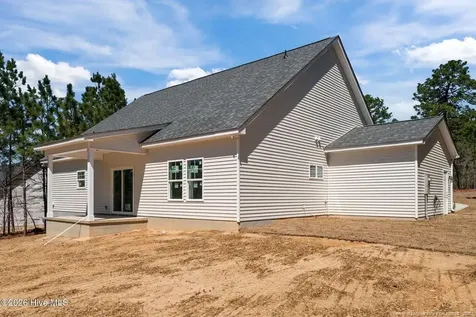 5004 Arcadia Way West End NC 27376