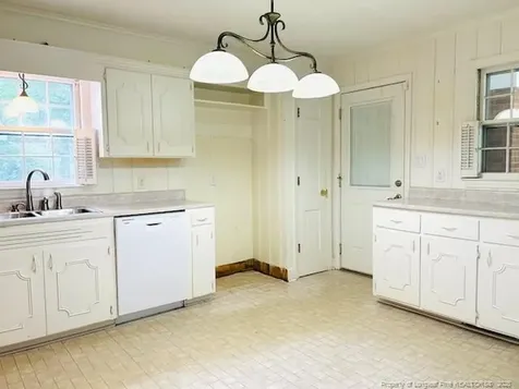 3106 Rowland Avenue Lumberton NC 28358