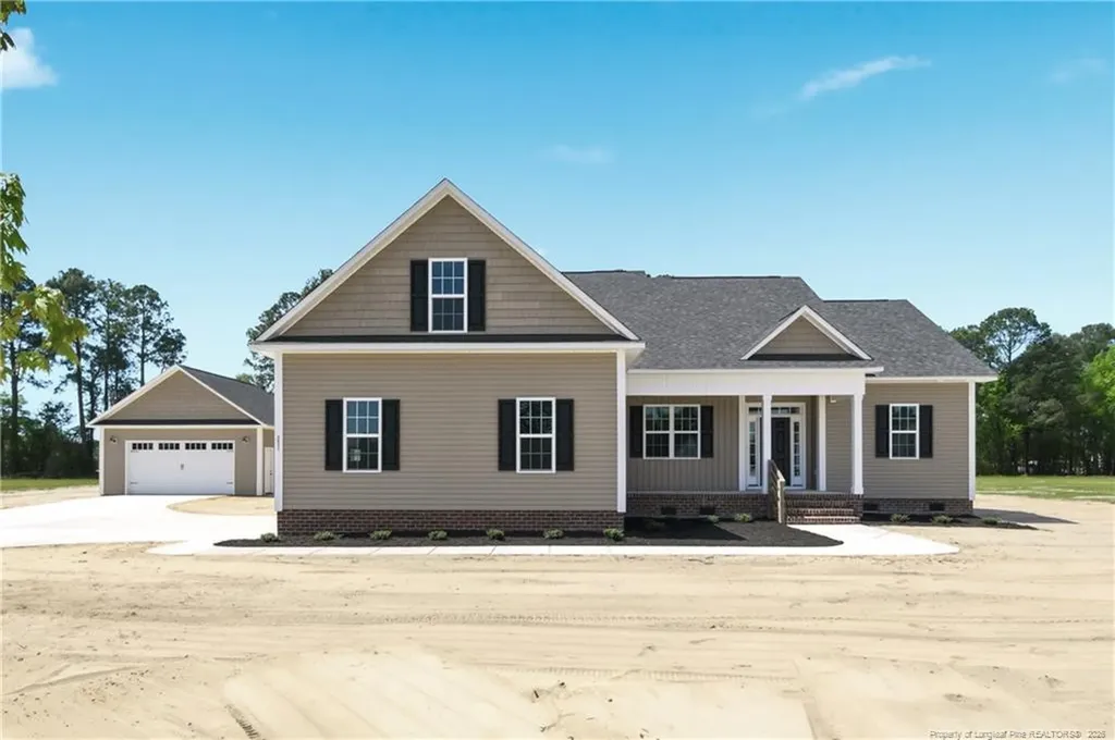 3031 Dinwiddle Drive Wade NC 28395
