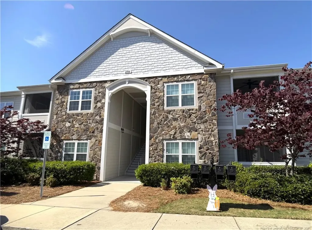 291 Gallery Drive Spring Lake NC 28390