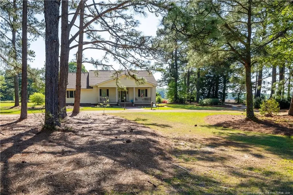 6346 Dunn Road Roseboro NC 28382