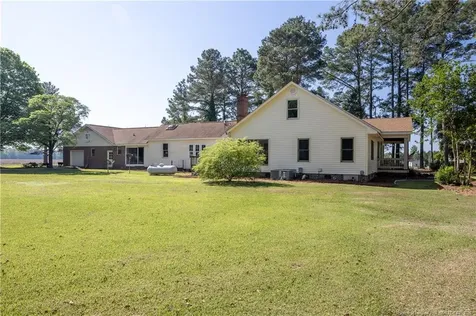 6346 Dunn Road Roseboro NC 28382