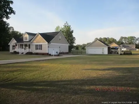 5721 Royal Farms Road Wade NC 28395
