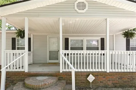 2162 Dobbin Holmes Road Eastover NC 28312