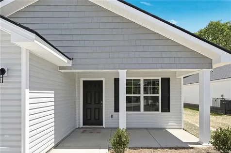 219 S Fifth Street Spring Lake NC 28390