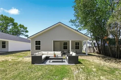 219 S Fifth Street Spring Lake NC 28390