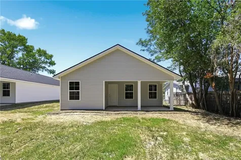 219 S Fifth Street Spring Lake NC 28390