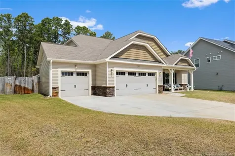2252 Andalusian Drive Hope Mills NC 28348