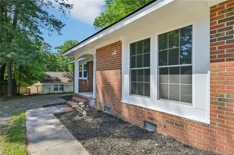 818 Rock Spring Road Fayetteville NC 28314